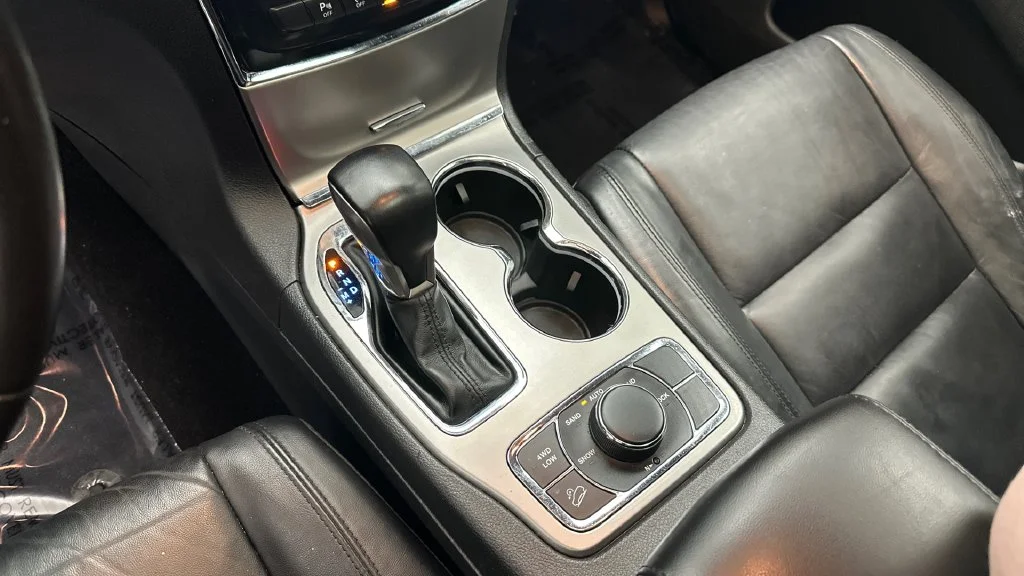 Used 2021 Black Jeep Limited image 15