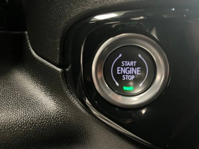 Used 2023 White GMC SLE image 30