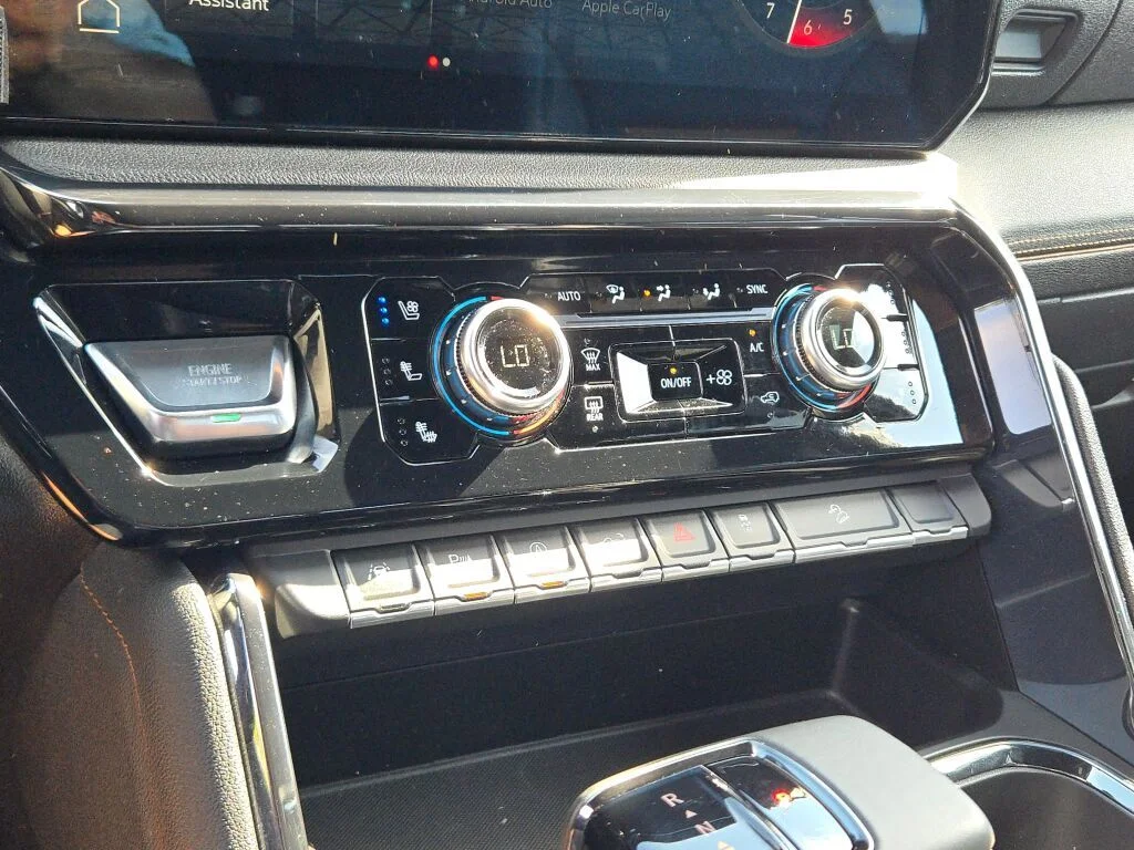 Used 2023 Black GMC AT4 image 30