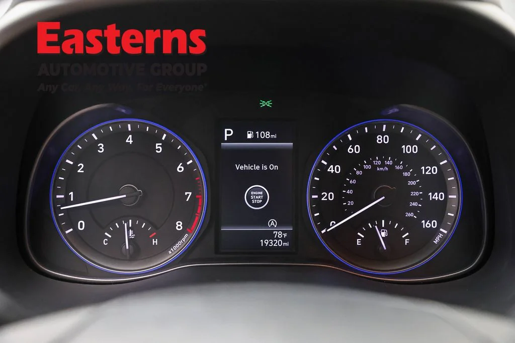 Used 2023 Gray Hyundai SEL image 17