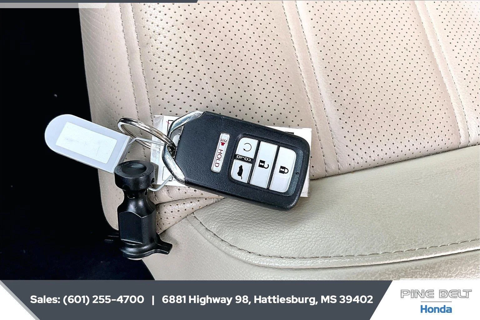 Used 2021 Platinum White Pearl Honda Touring image 9