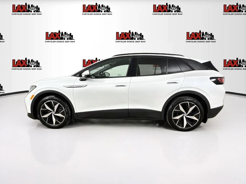 Used 2023 White Volkswagen Pro S image 4