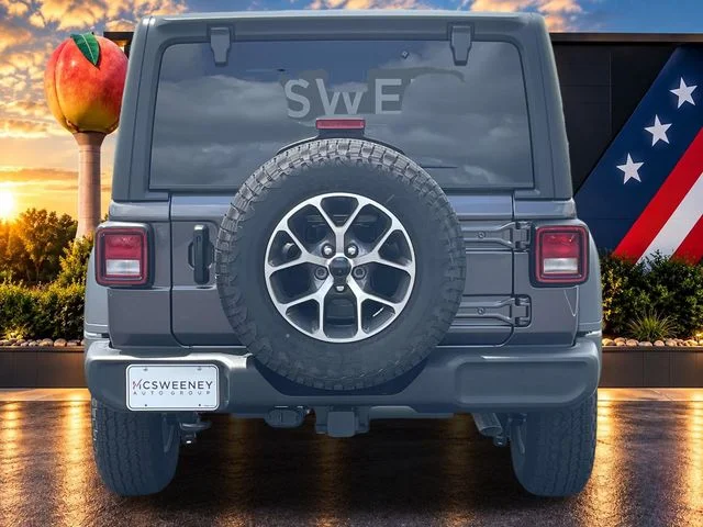 New 2025 Granite Crystal Metallic Clear-Coat Exterior Paint Jeep Sport S image 4