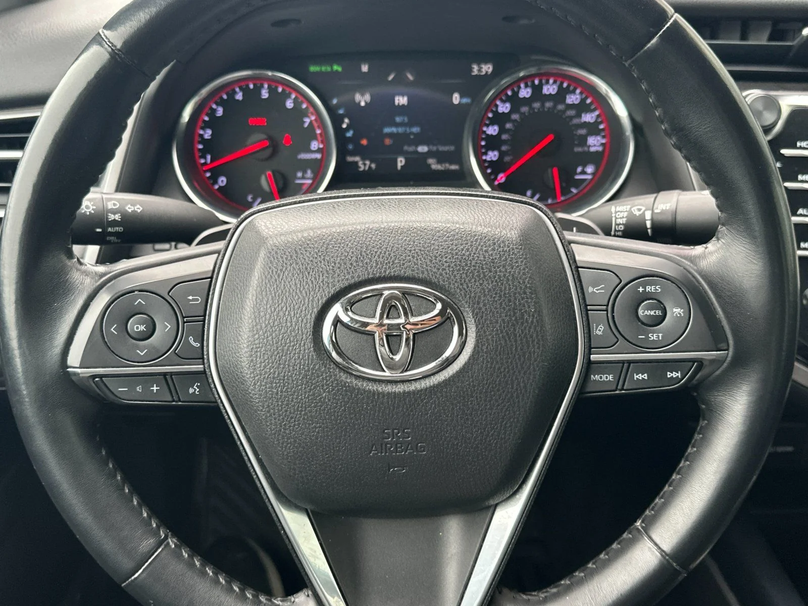 Used 2019 Midnight Black Metallic Toyota XSE image 21
