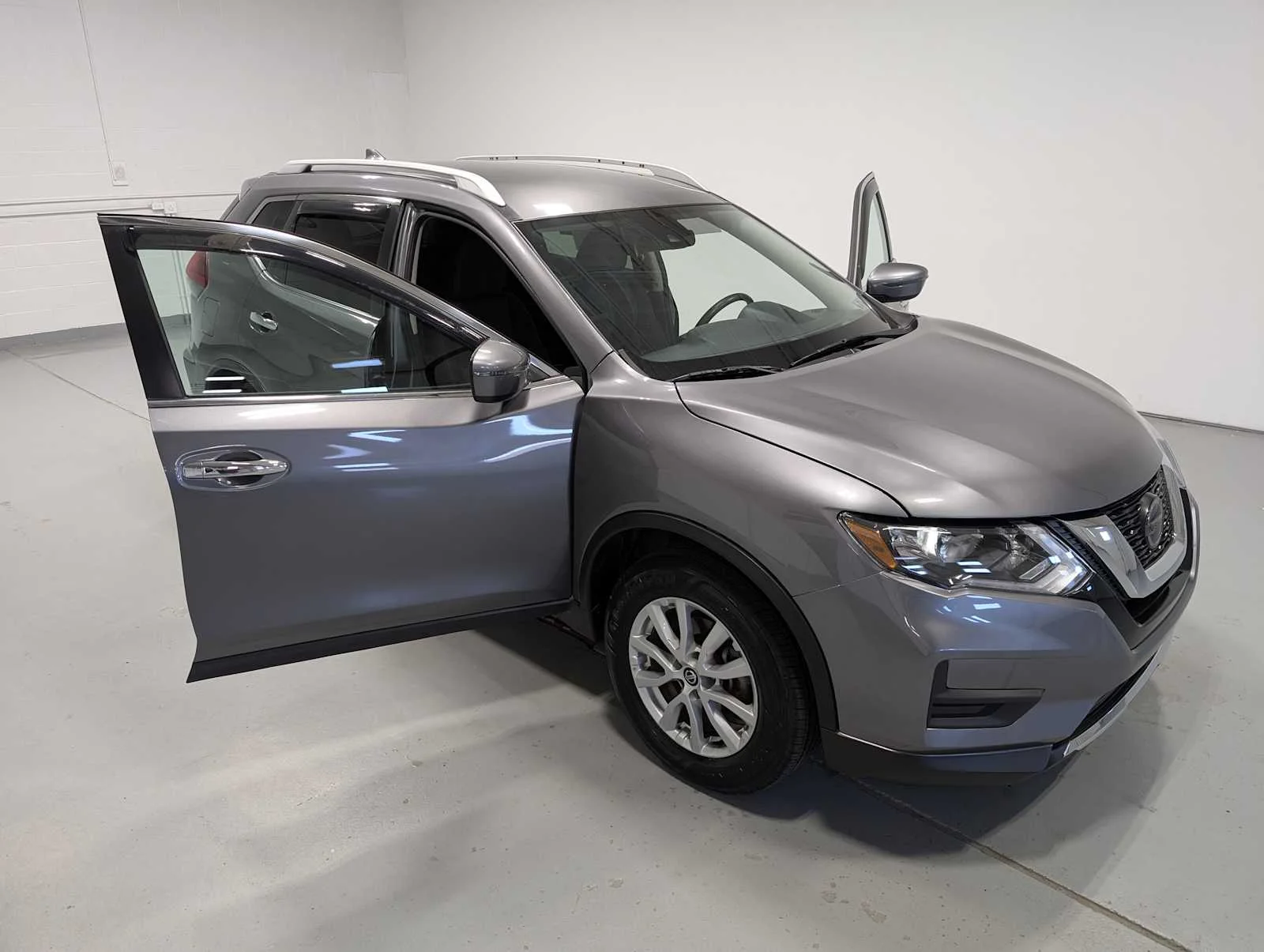 Used 2020 Gun Metallic Nissan SV image 15