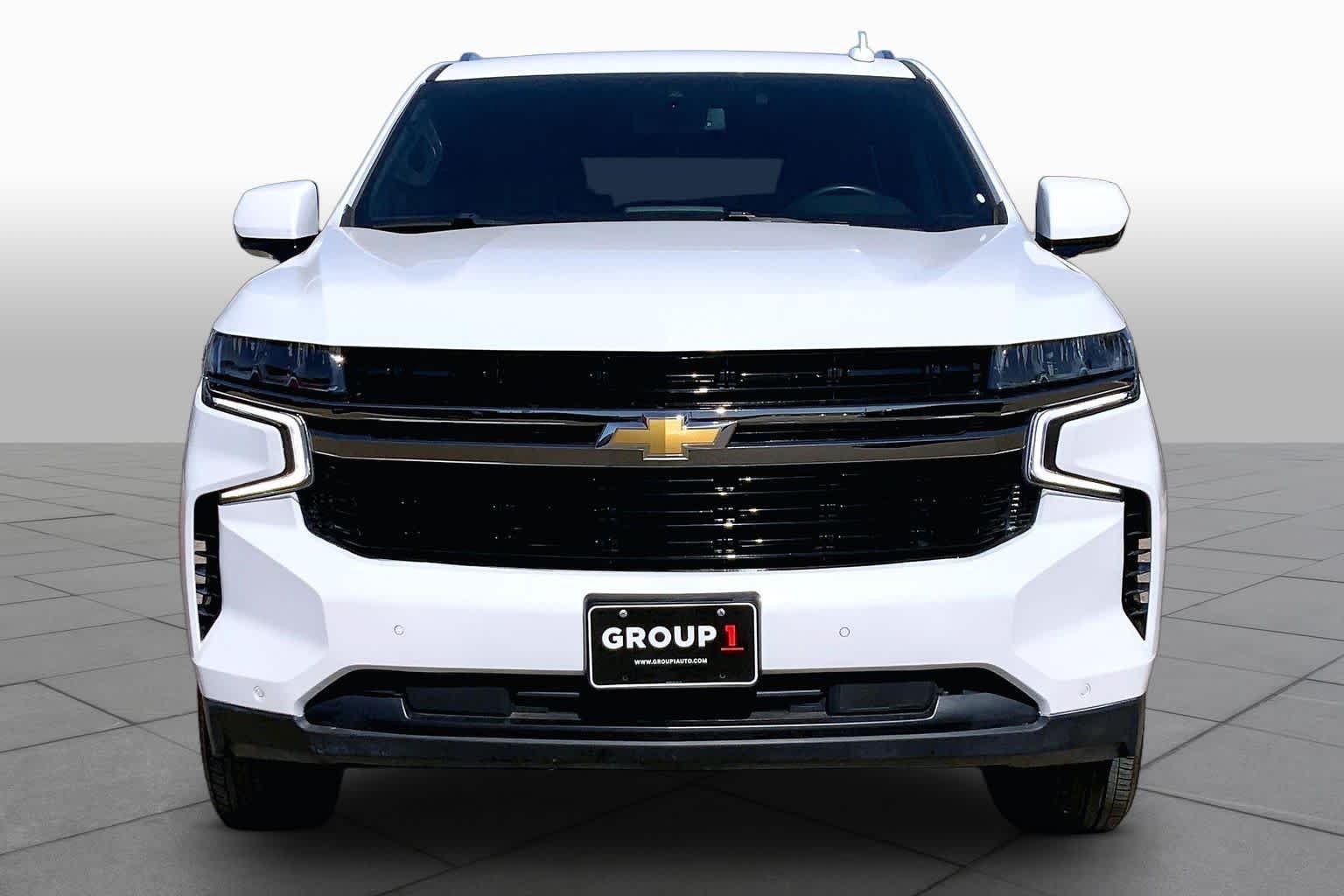 Used 2024 Summit White Chevrolet LT image 4