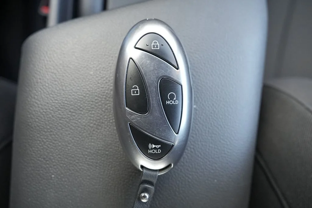 Used 2026 Gray Hyundai SEL Sport image 36