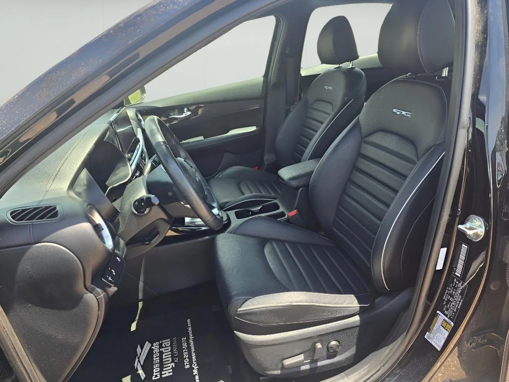 Used 2024 Aurora Black Kia GT-Line image 26