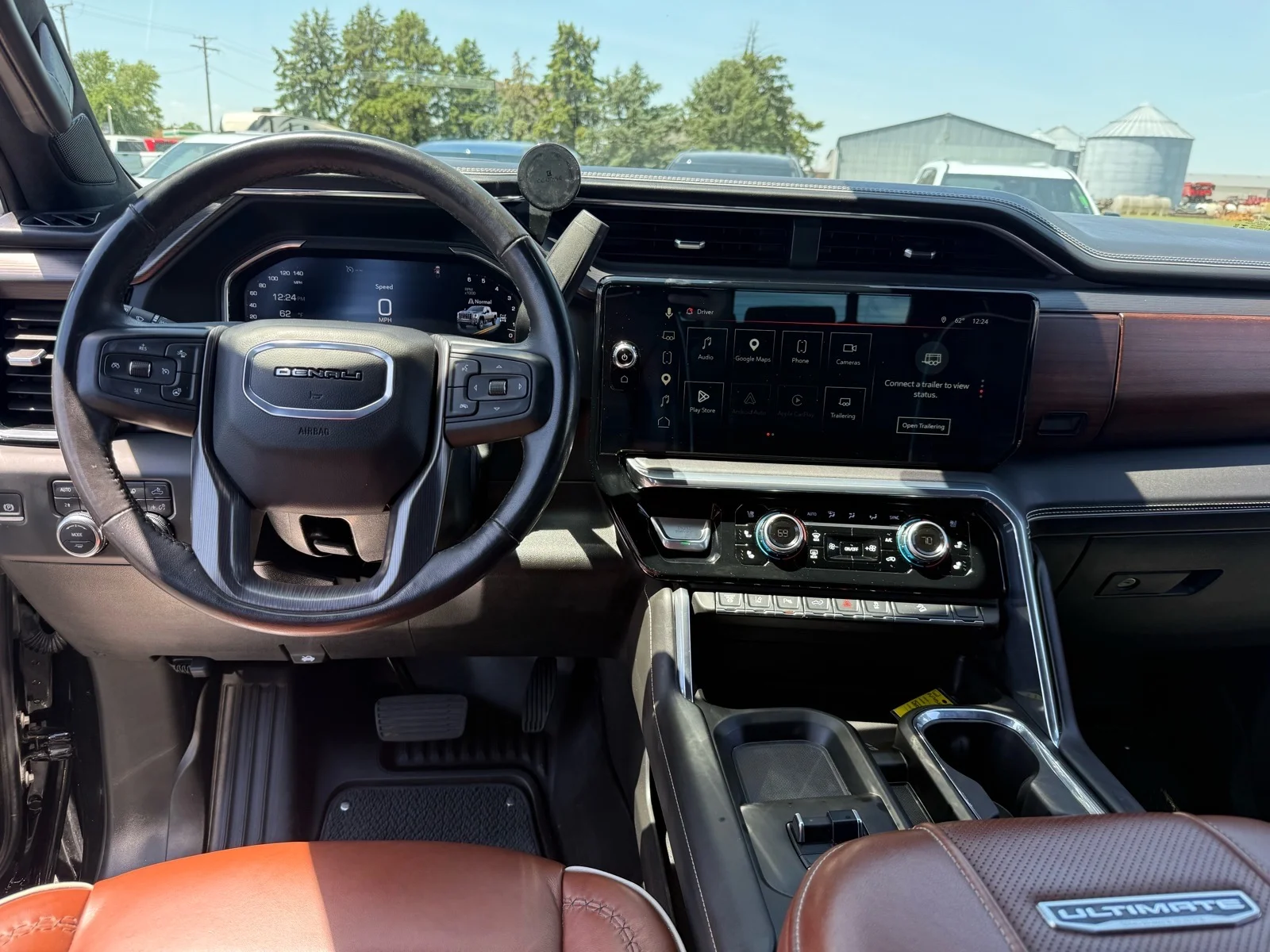 Used 2024 Onyx Black GMC Denali Ultimate image 14