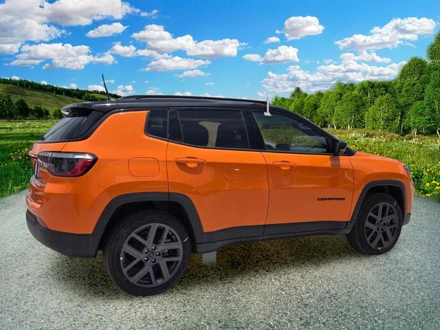 New 2026 Joose Exterior Paint Jeep Limited image 6