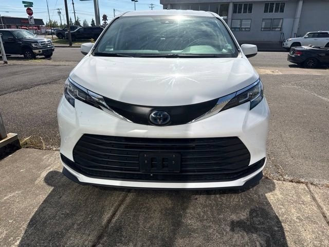 Used 2022 White Toyota LE image 2