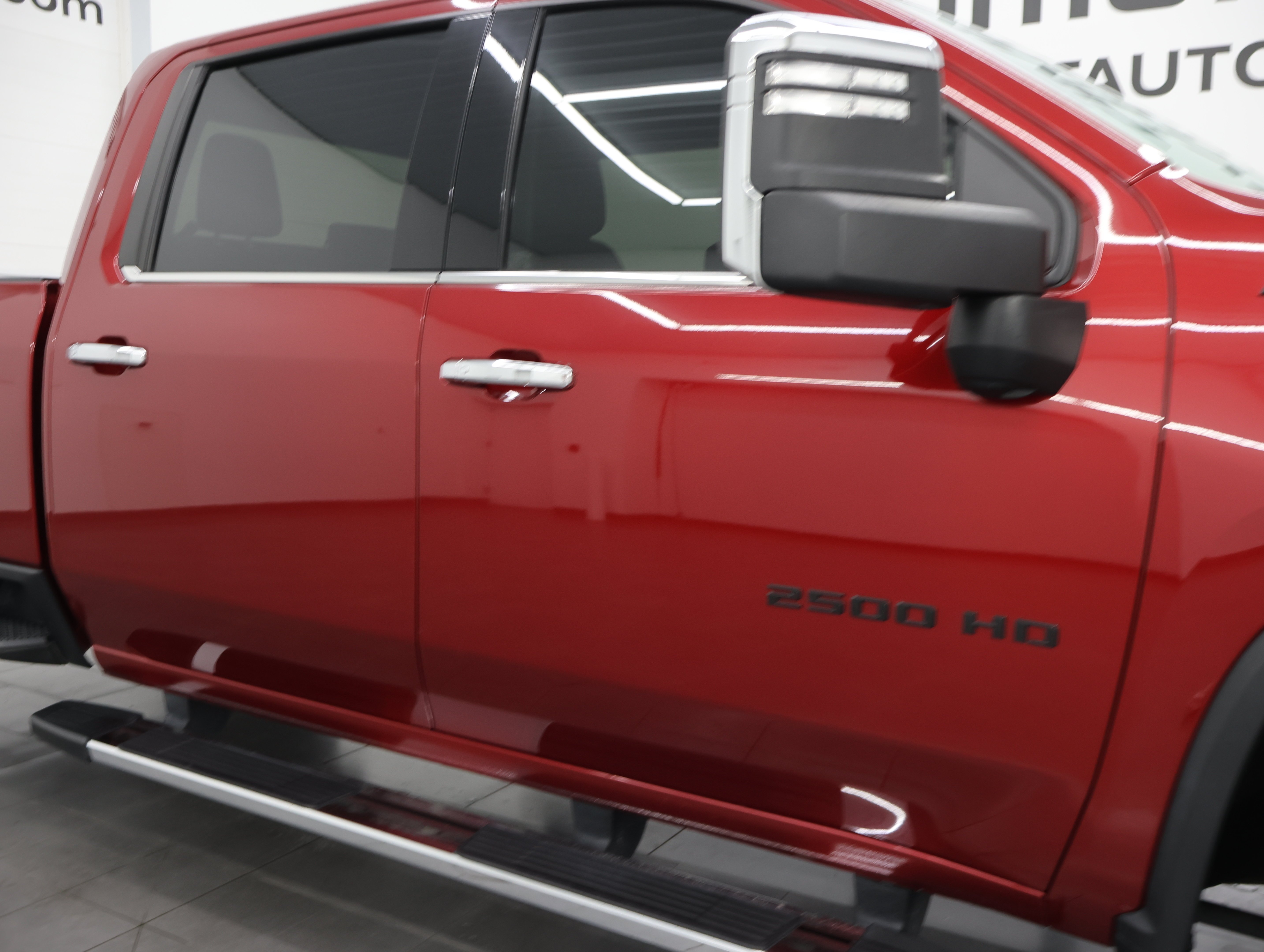 Used 2020 Cajun Red Tintcoat Chevrolet 4x4 Crew Cab LTZ: CREW-LONG-LTZ-6.6L DURAMAX-Z71-4WD- image 25