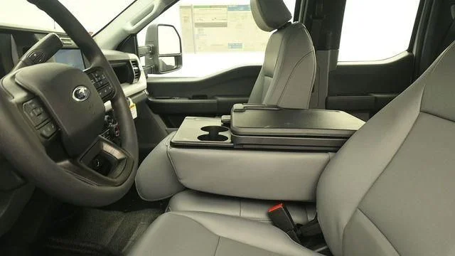 New 2026 Oxford White Ford F-350® XL image 19