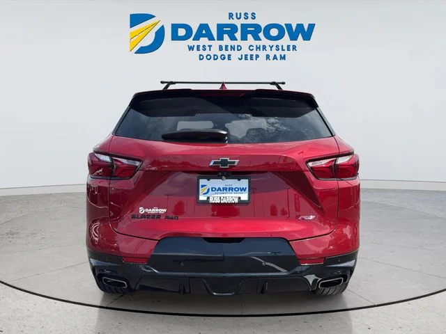 Used 2019 Red Chevrolet RS image 4