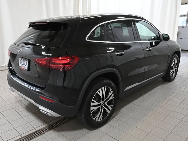 Used 2025  Mercedes-Benz GLA 250 image 13