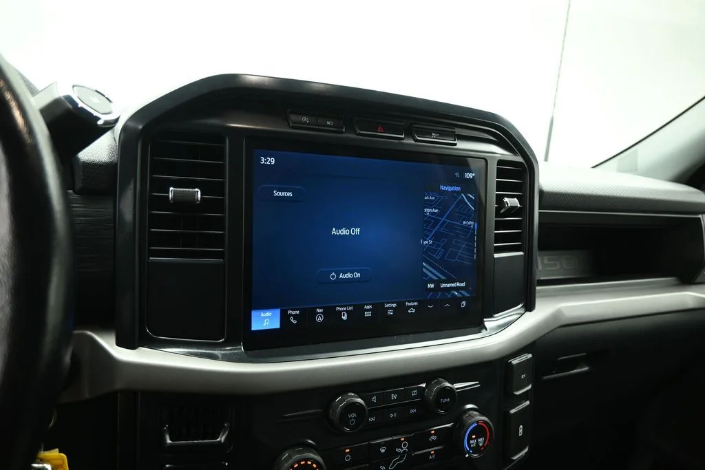 Used 2024 Silver Ford XL image 12