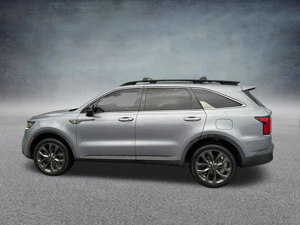 Used 2022 Everlasting Silver Kia X-Line SX Prestige image 37