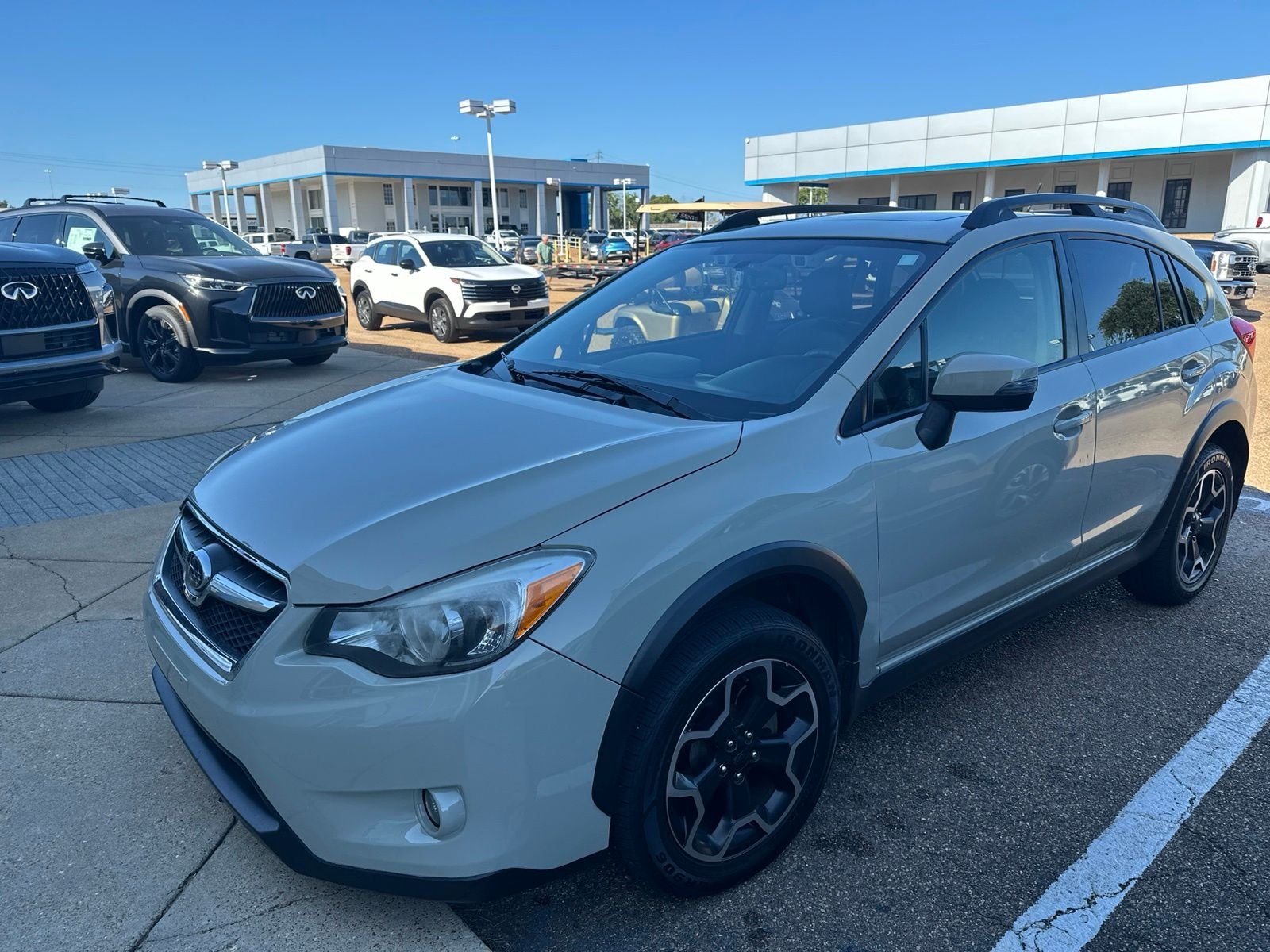 Used 2015 Beige Subaru 2.0i Limited image 1