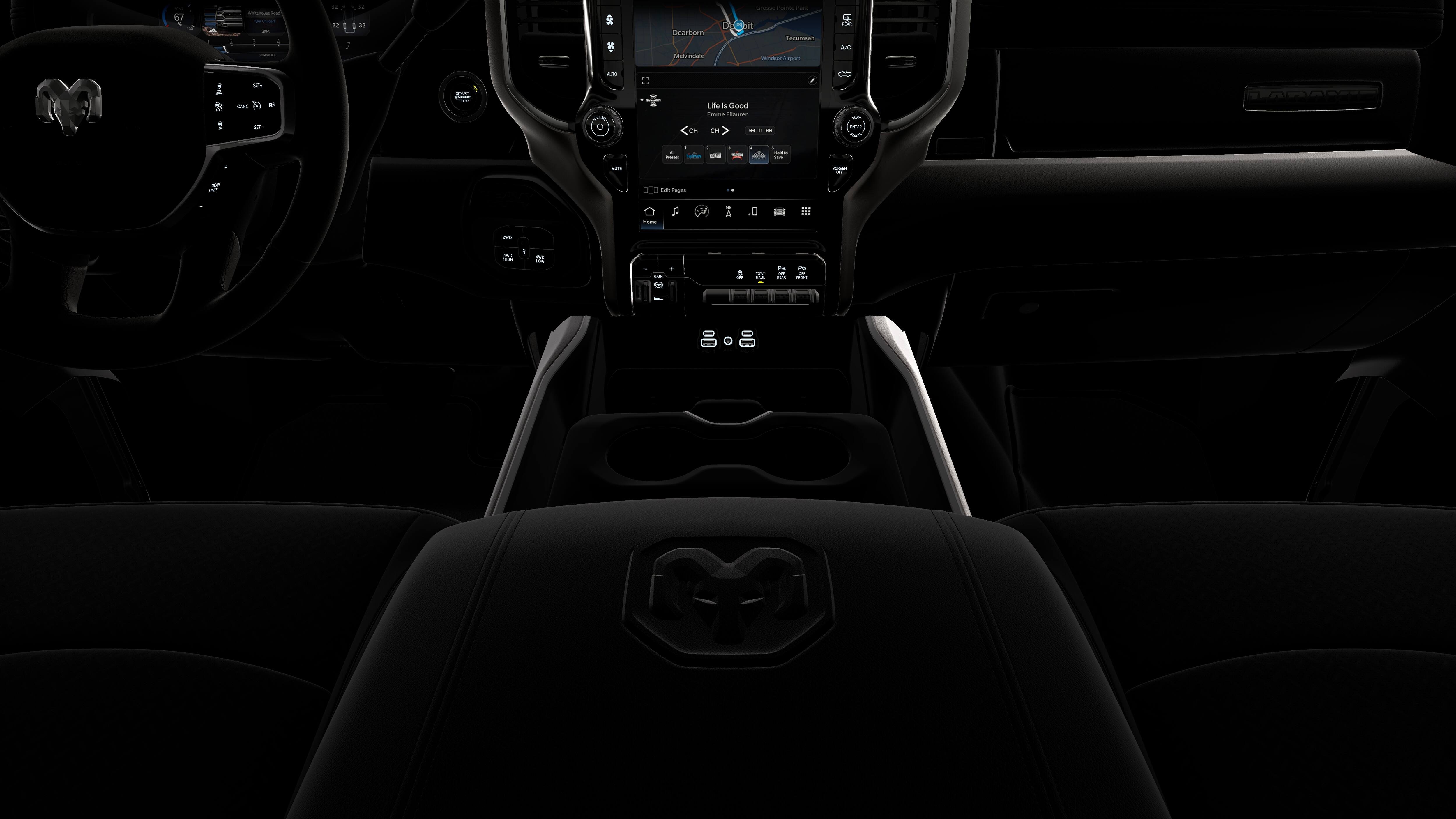New 2026 Diamond Black Crystal Pearl-Coat Exterior Paint RAM LARAMIE image 17