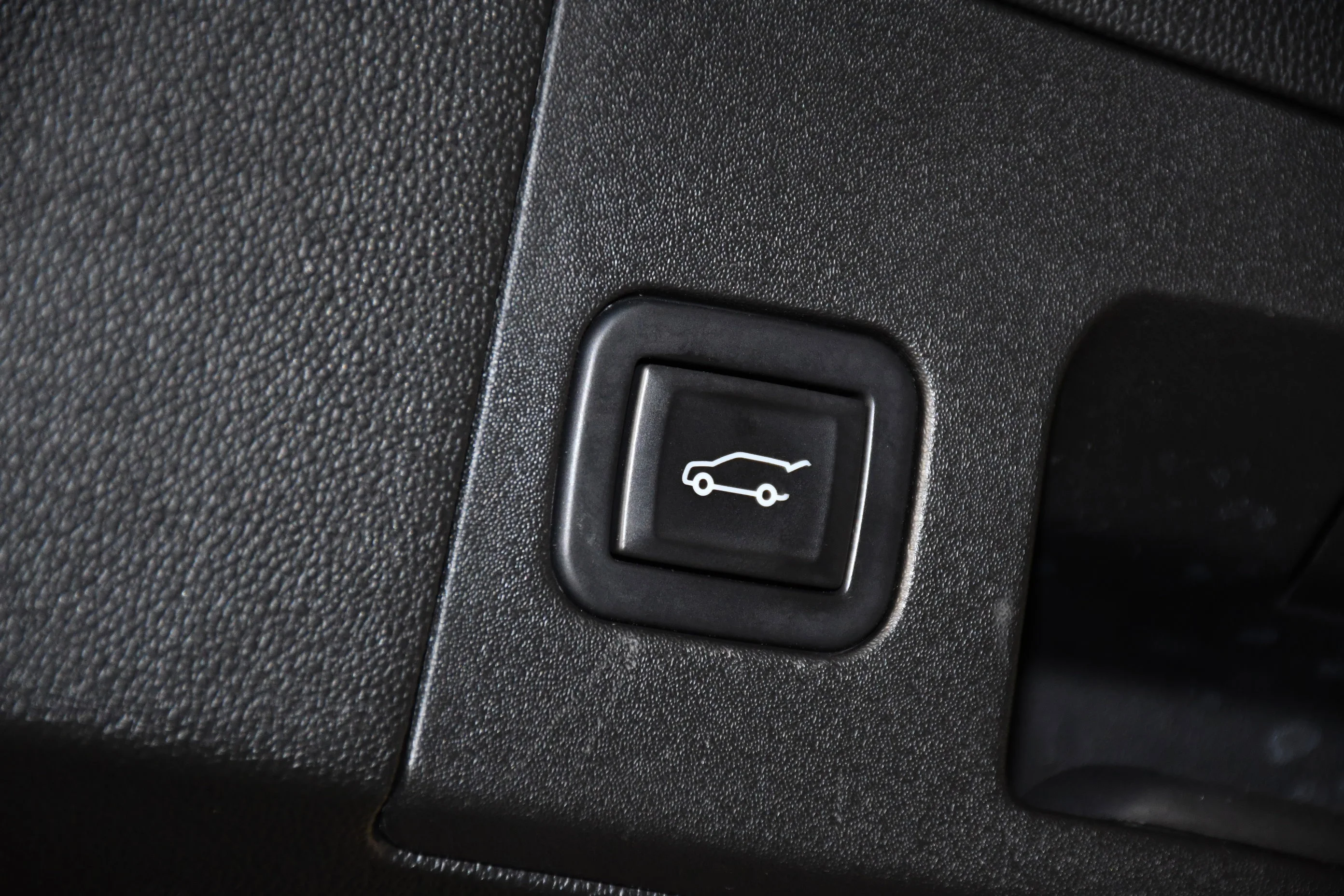 Used 2023 Latte Ea Cadillac AWD Sport image 54