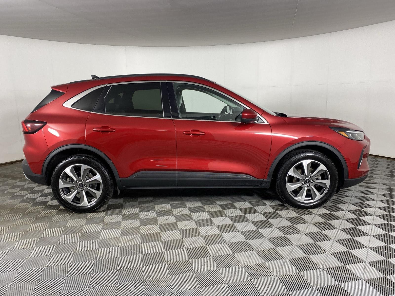Used 2023 Rapid Red Metallic Tinted Clearcoat Ford Platinum image 11