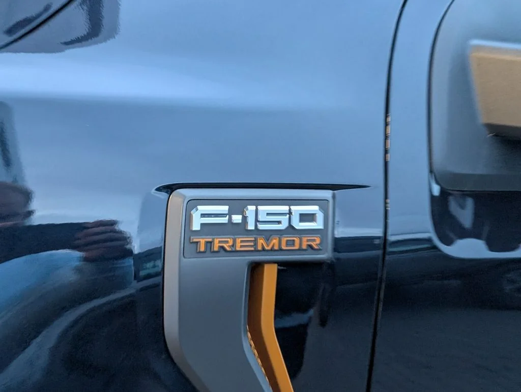 New 2026 Antimatter Blue Metallic Ford Tremor® image 4