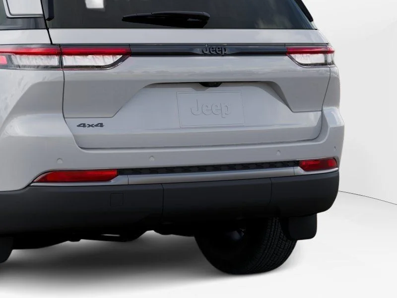 New 2026 Bright White Clear-Coat Exterior Paint Jeep Altitude image 15