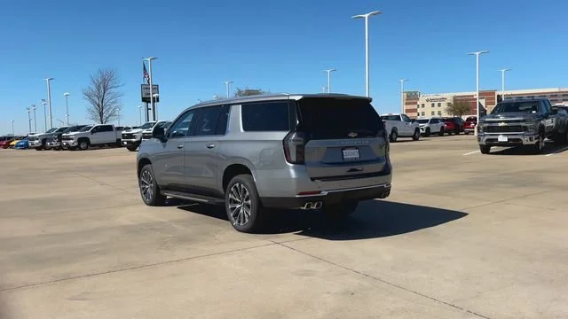 2026 Chevrolet Suburban High Country - Photo 7