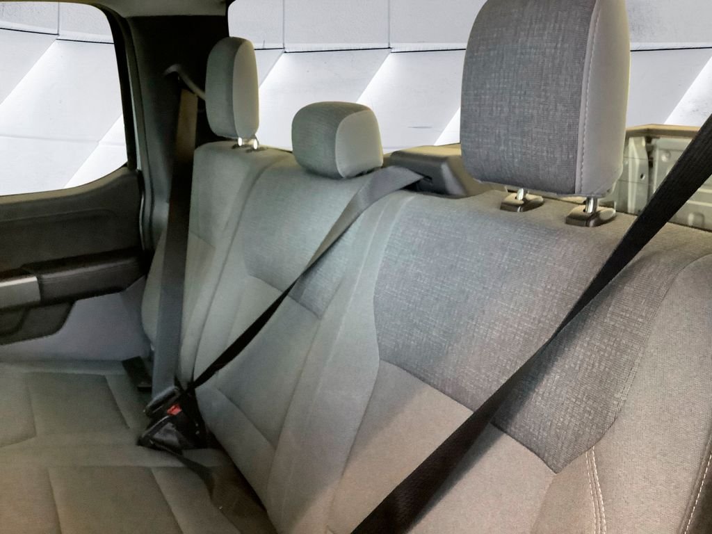 Used 2025 Silver Ford XLT image 18