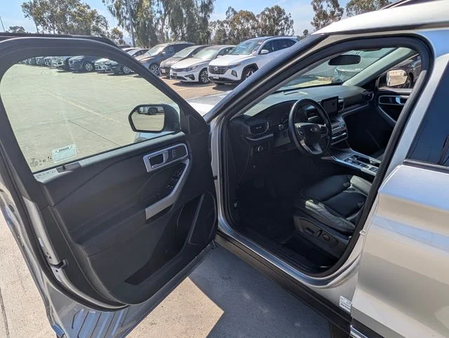 Used 2024 Silver Ford XLT image 36