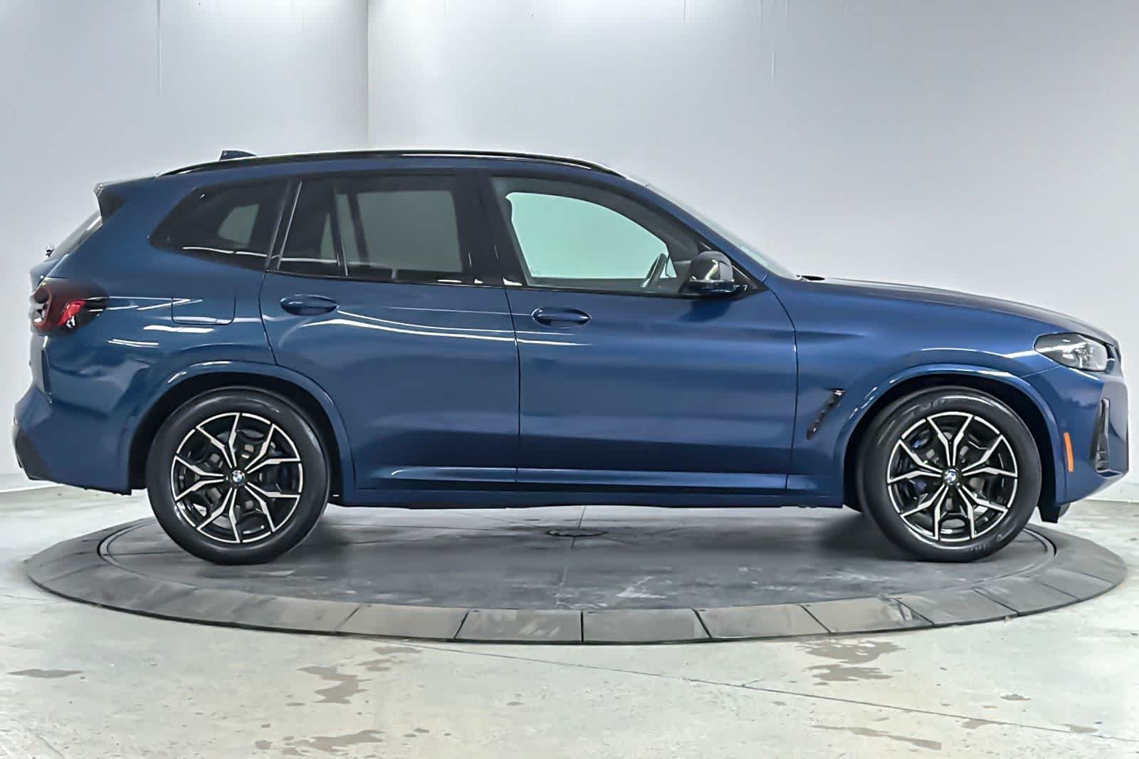 Used 2022 Phytonic Blue Metallic BMW M40i image 8