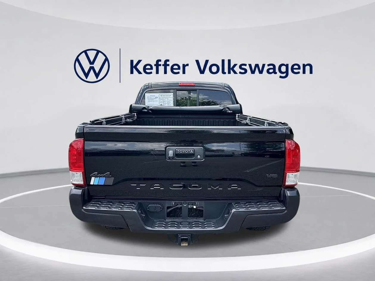 Used 2017 Black Toyota SR5 image 4