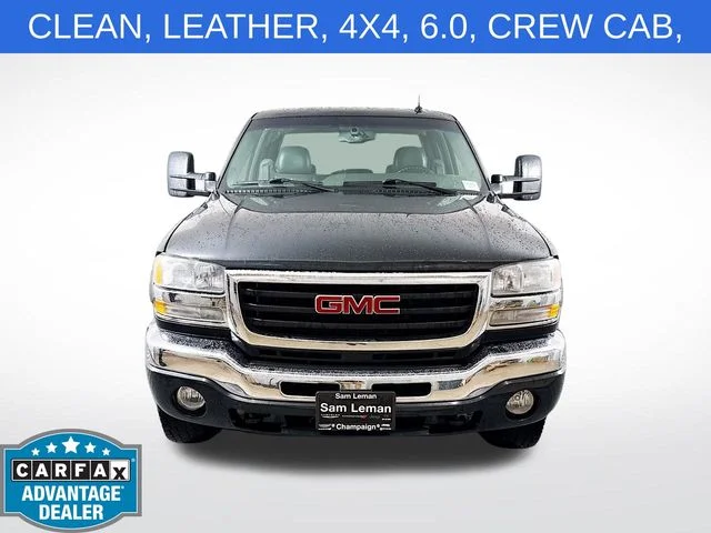 Used 2003 Black GMC SLT image 2