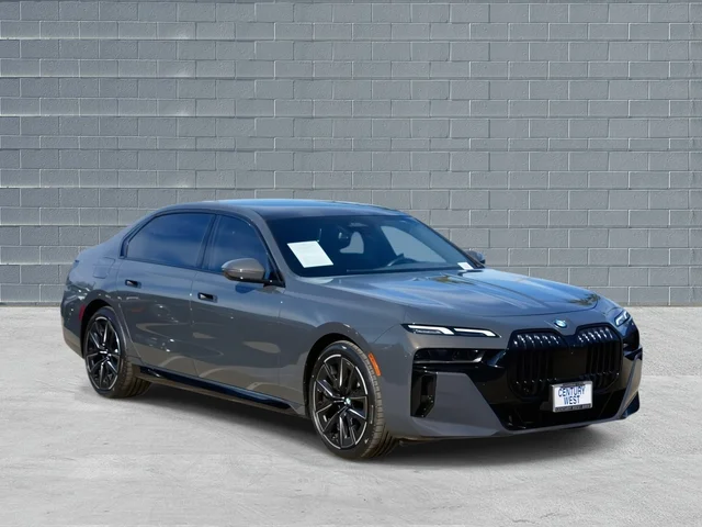2023 BMW 7 Series 740i Sedan