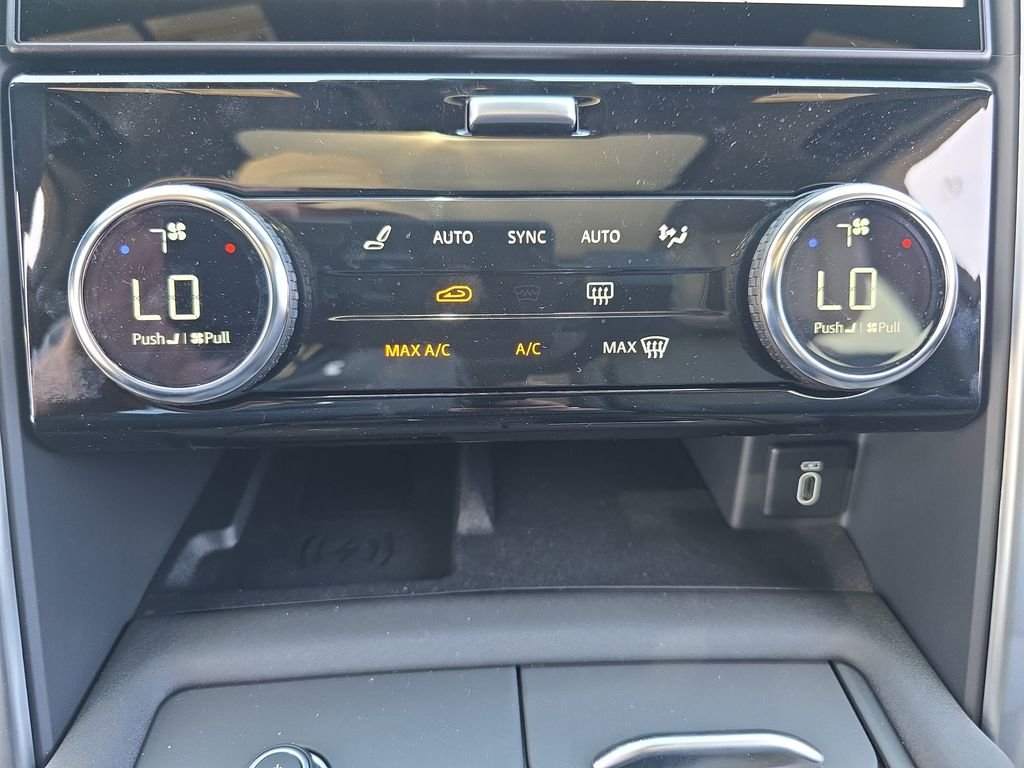 New 2026 Carpathian Grey Land Rover Tempest Edition image 26