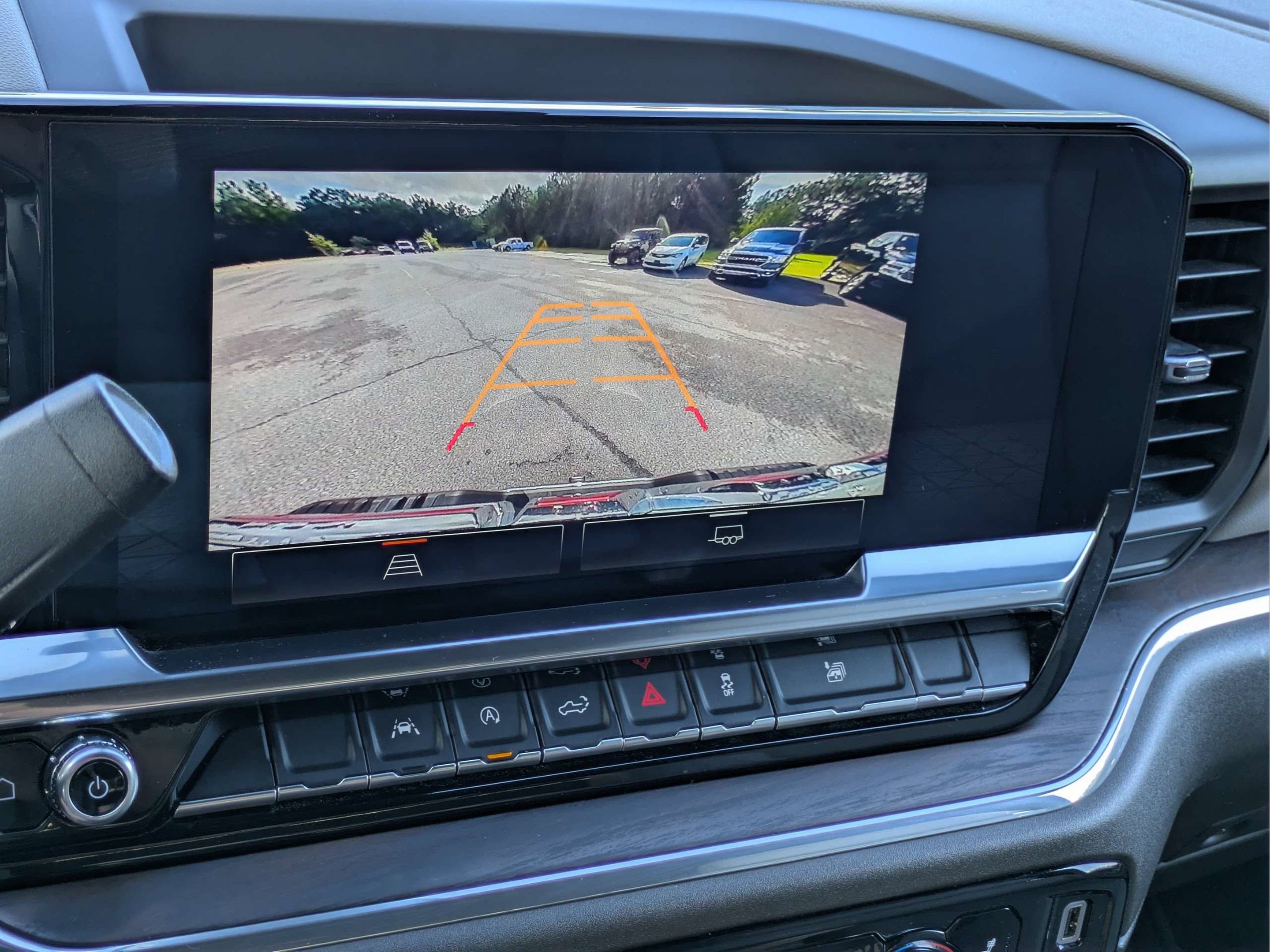 Used 2025 Summit White GMC SLT image 18