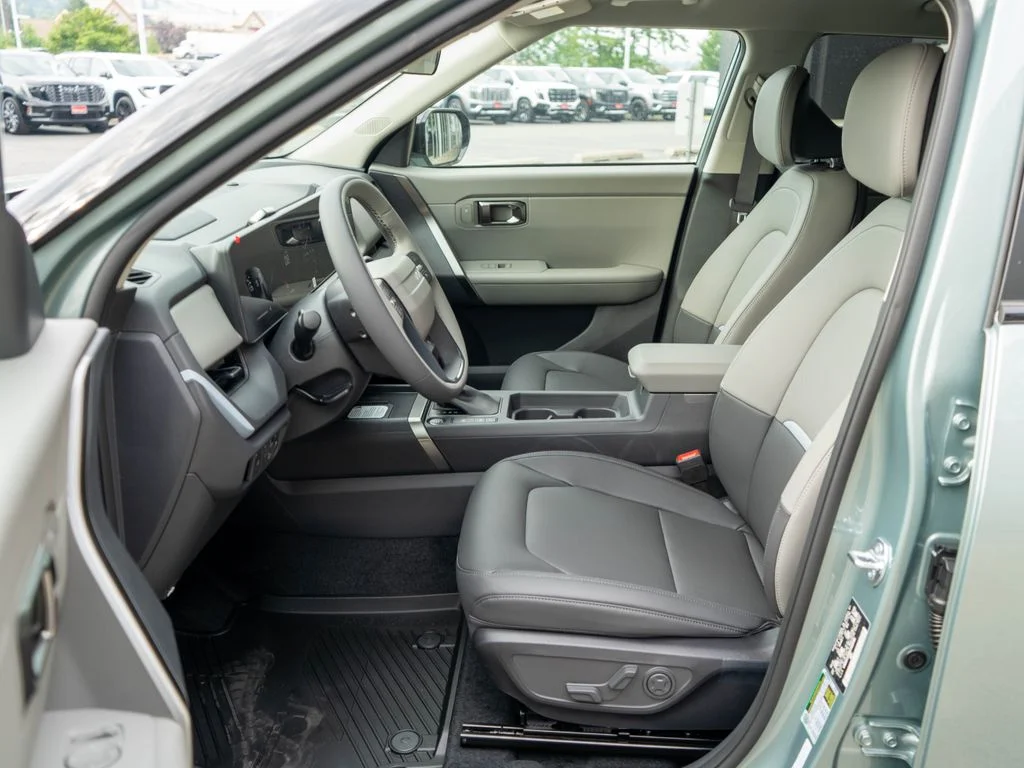 New 2027 Iceberg Green Kia EX image 11