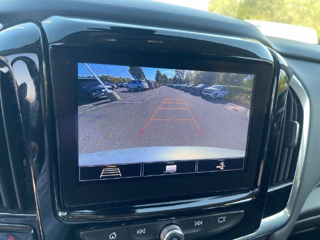 Certified Used 2020 SILVER ICE METALLIC Chevrolet LT Cloth image 19