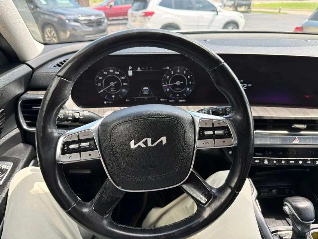 Used 2023 Black Kia SX image 9