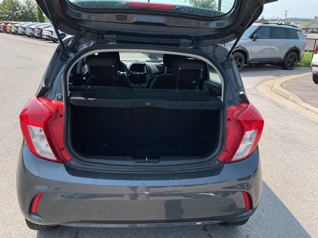 Used 2020 Nightfall Gray Metallic Chevrolet LT image 12