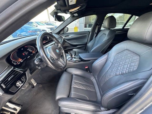 Used 2023 Skyscraper Gray Metallic BMW 540i image 11