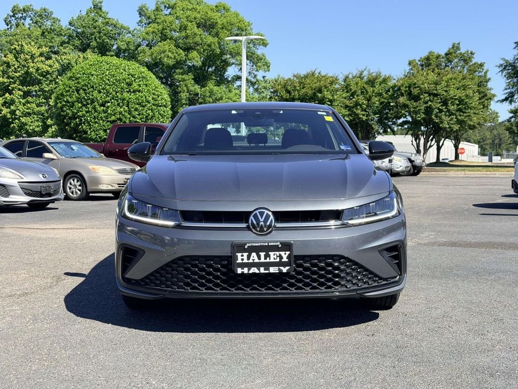 Used 2025 Gray Volkswagen 1.5T Sport image 6