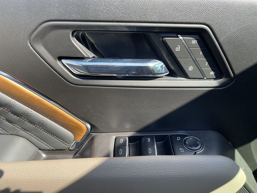 2025 GMC Canyon Denali - Photo 24