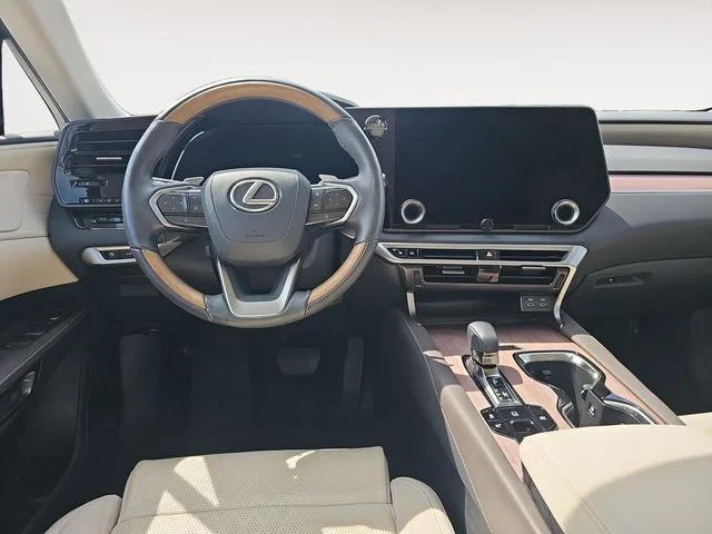 Used 2025 Green Lexus 350h Luxury image 8