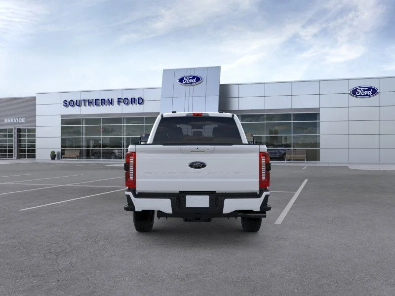 New 2026 Oxford White Ford XLT image 5