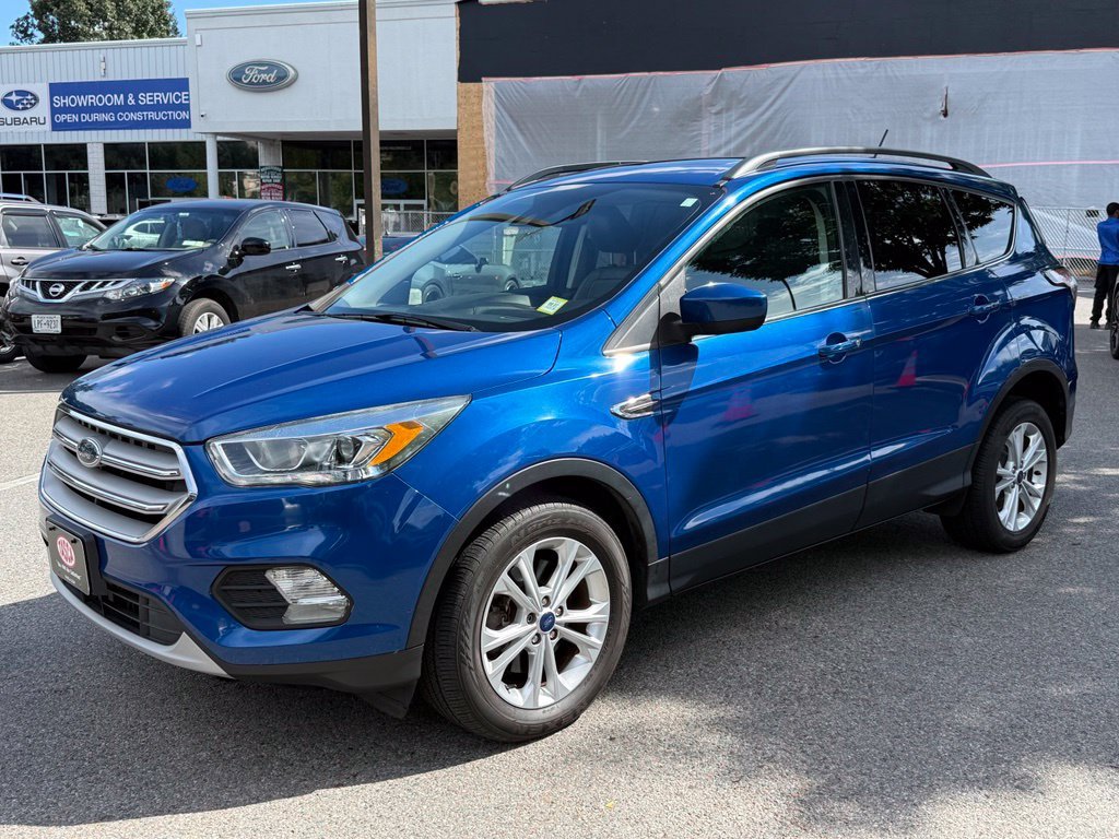 Used 2018 Blue Ford SEL image 4