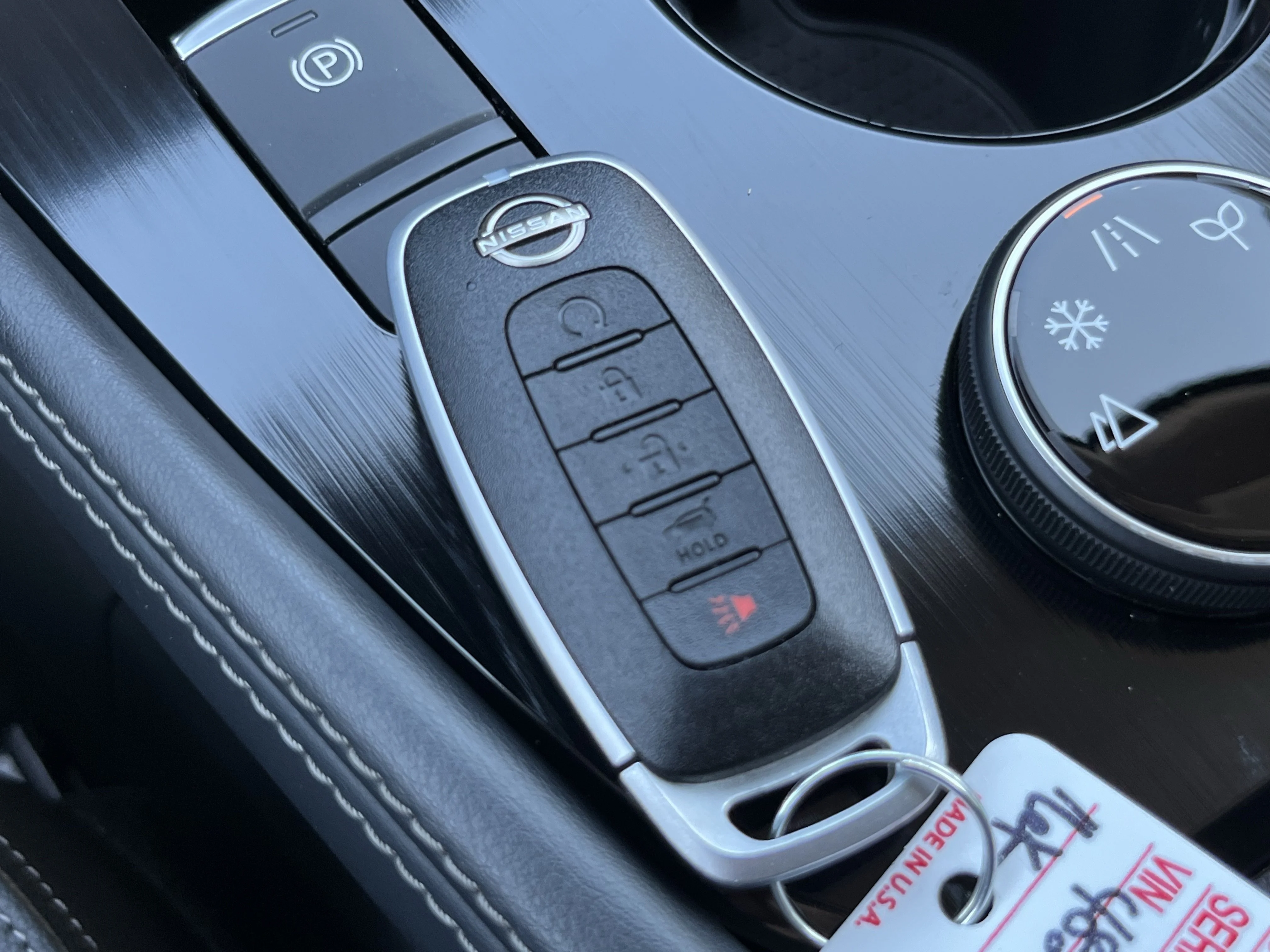 Used 2023 Pearl White Nissan SL image 37