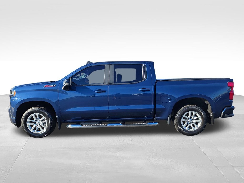 Used 2019 Blue Chevrolet RST image 2
