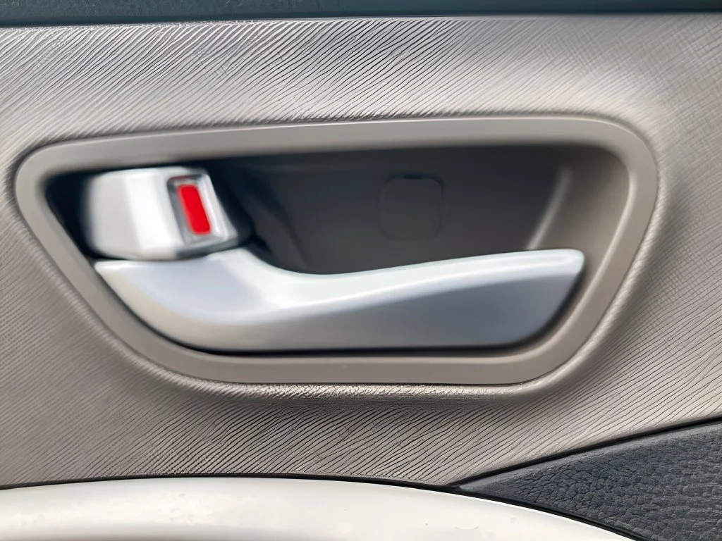 Used 2015  Hyundai  image 11