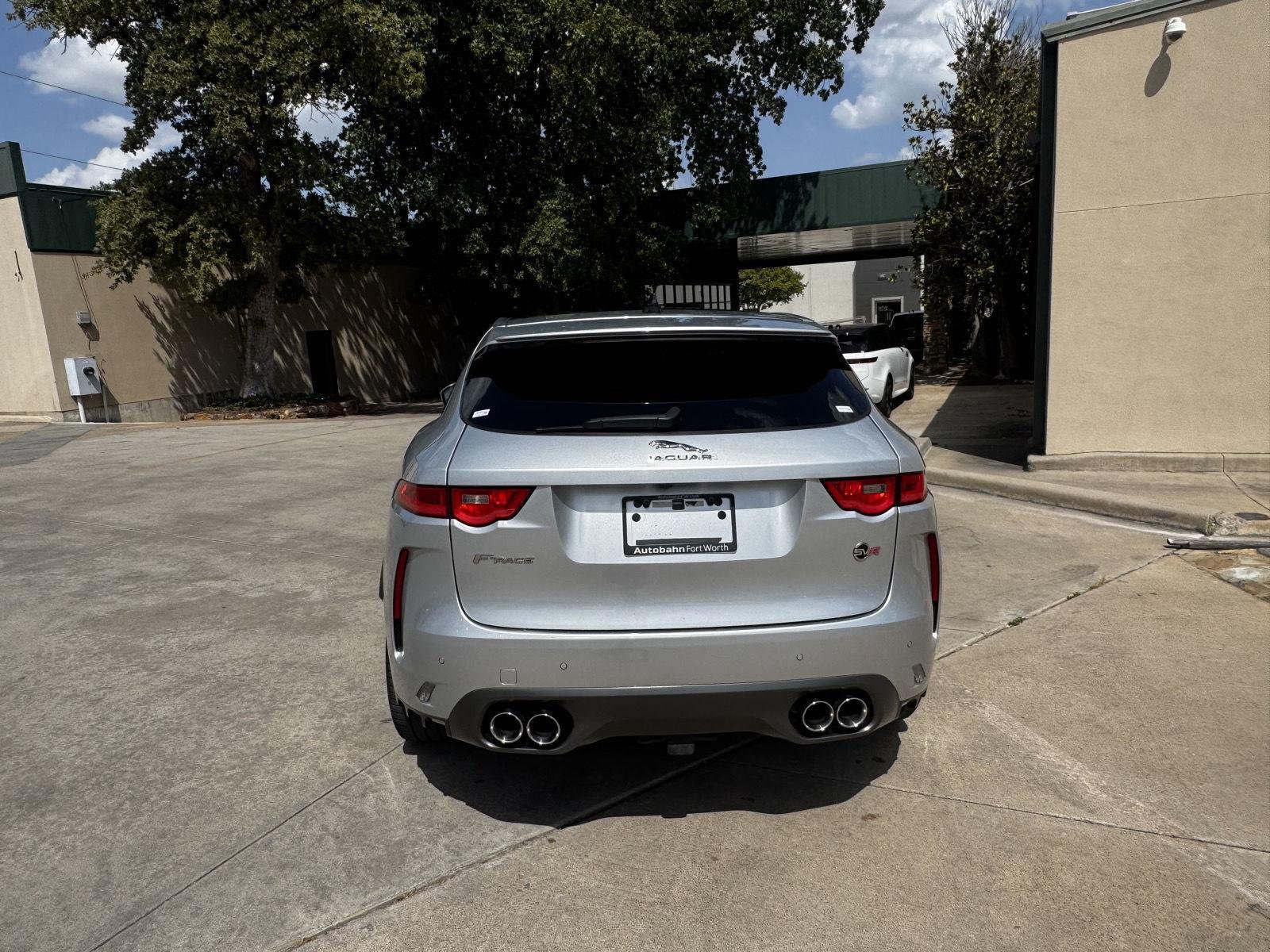 Used 2020 Indus Silver Metallic Jaguar SVR V8 image 8